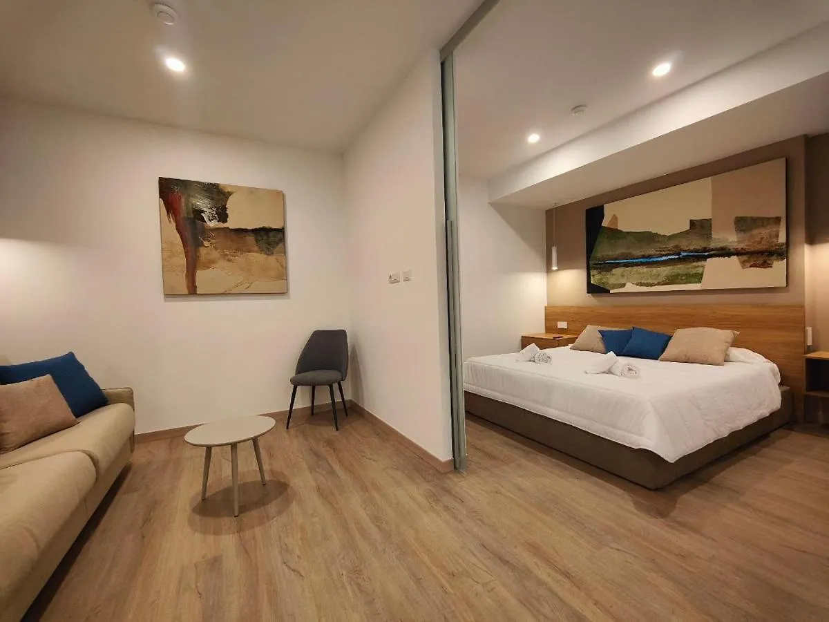 Carducci Art Guesthouse Oristano Italien