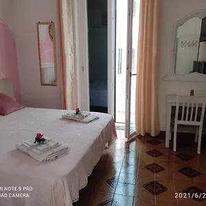 Enza Room's Coast Affittacamere Gasthof Amalfi