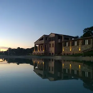 Casale Di Poggioferro Bed & Breakfast Scansano