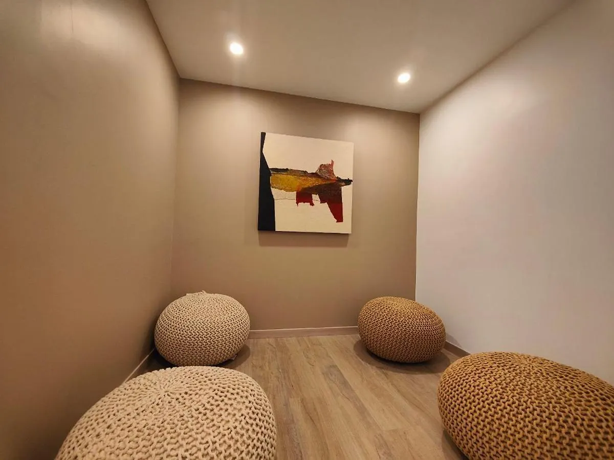 Carducci Art Guesthouse Oristano